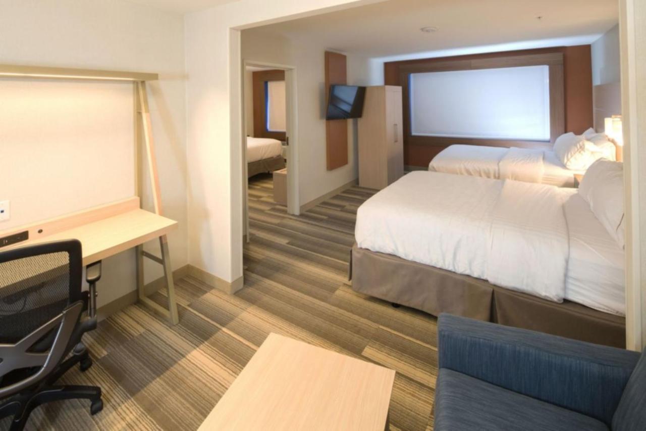 Holiday Inn Express & Suites - Portage By Ihg Exteriör bild