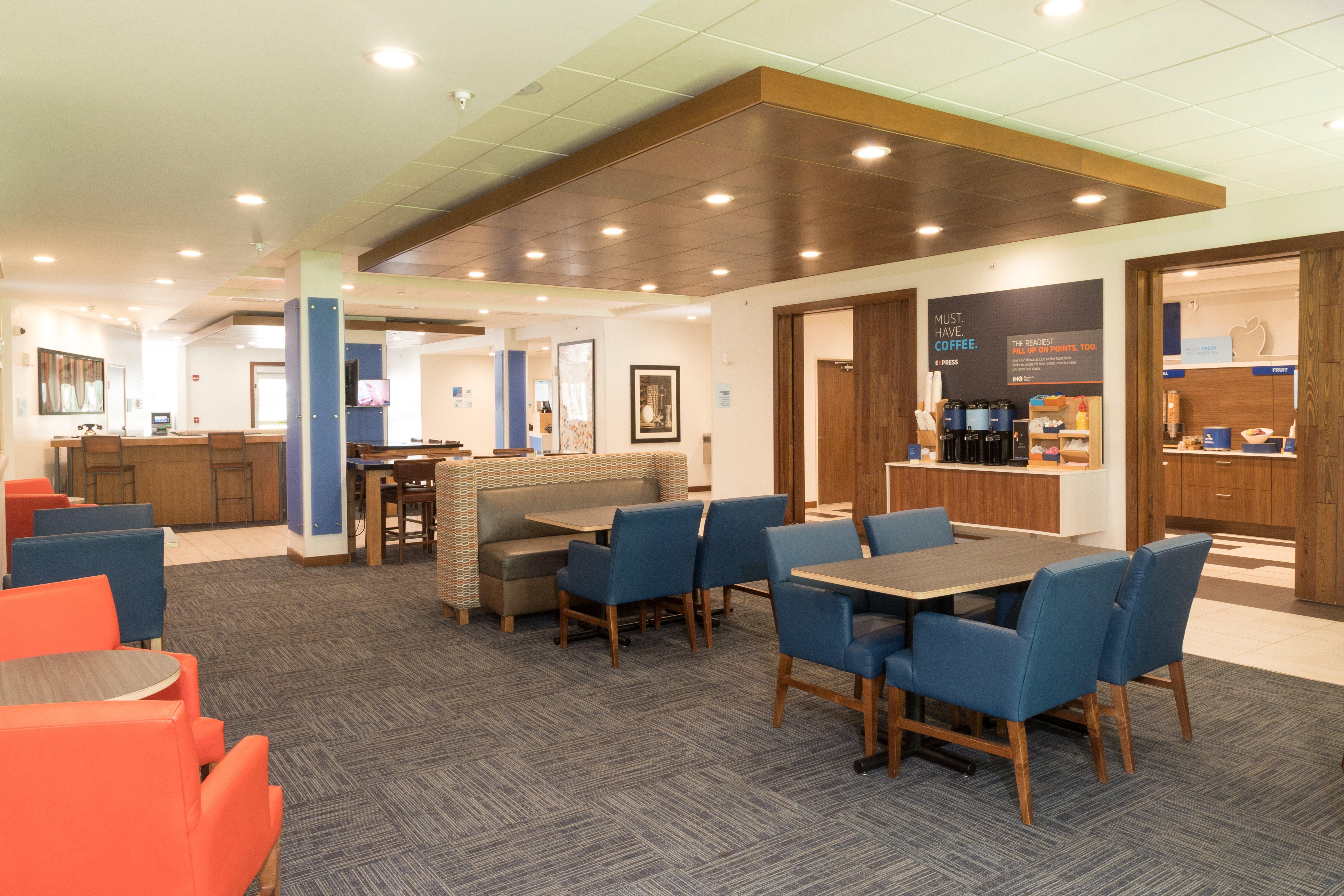 Holiday Inn Express & Suites - Portage By Ihg Exteriör bild