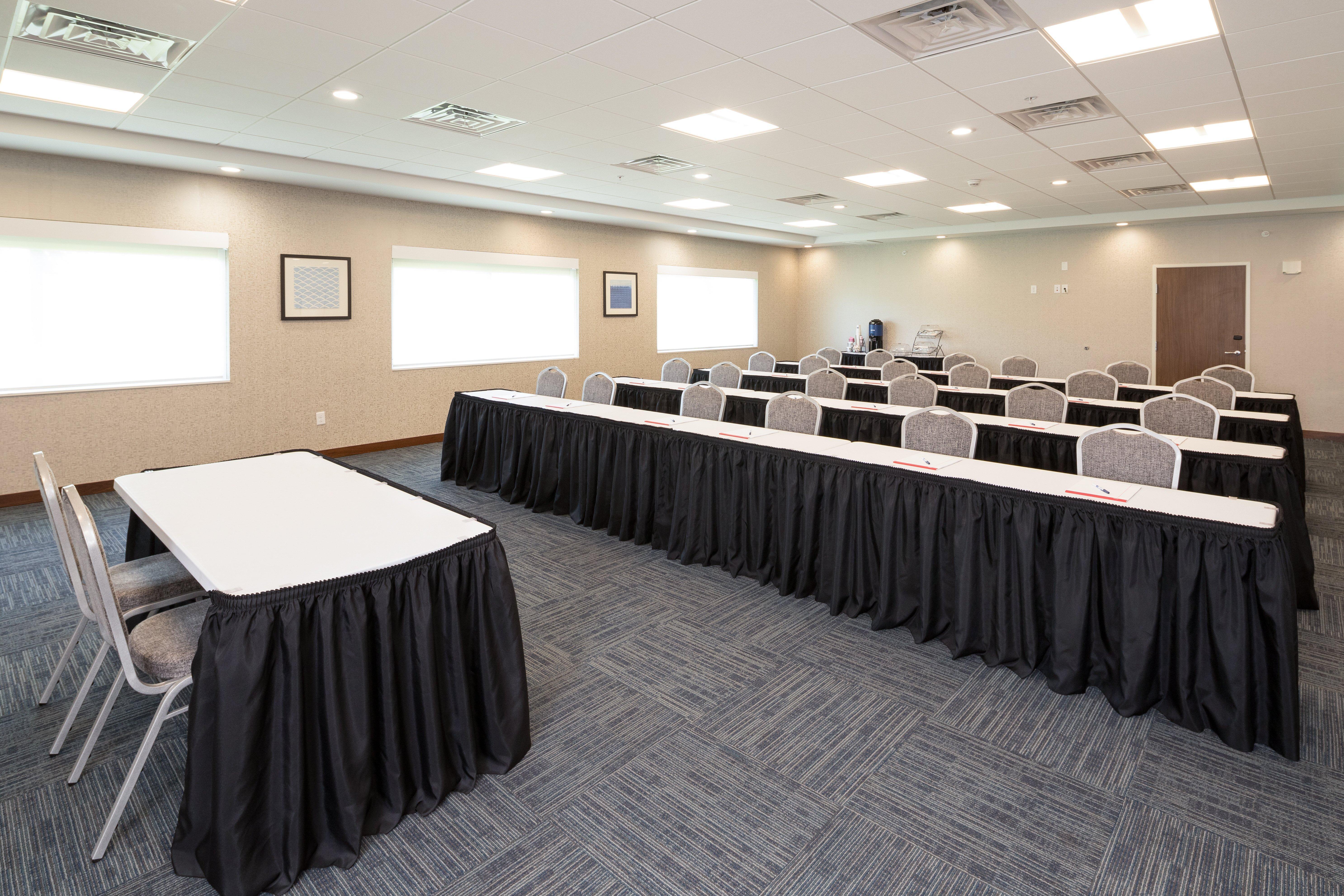 Holiday Inn Express & Suites - Portage By Ihg Exteriör bild