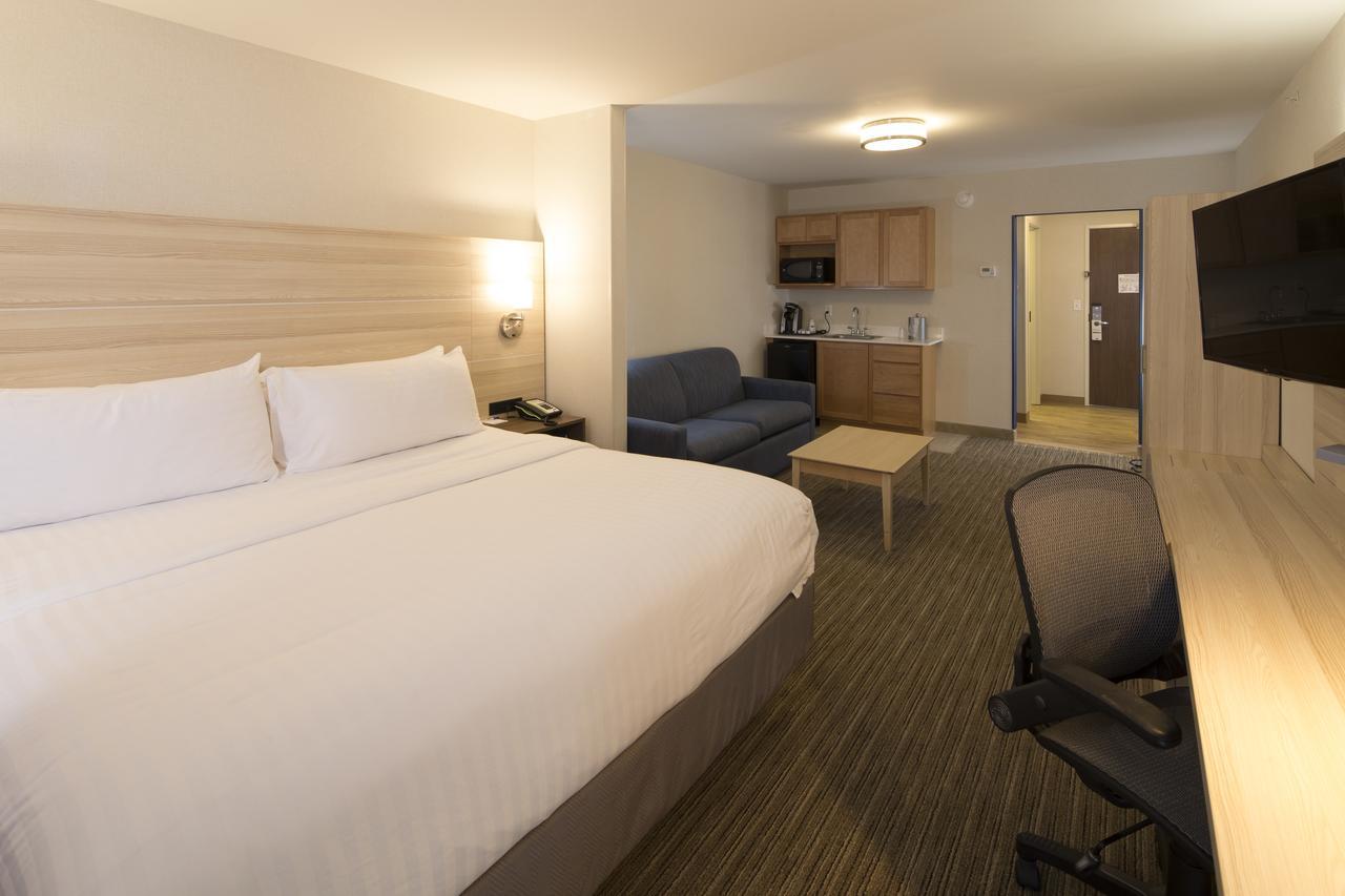 Holiday Inn Express & Suites - Portage By Ihg Exteriör bild