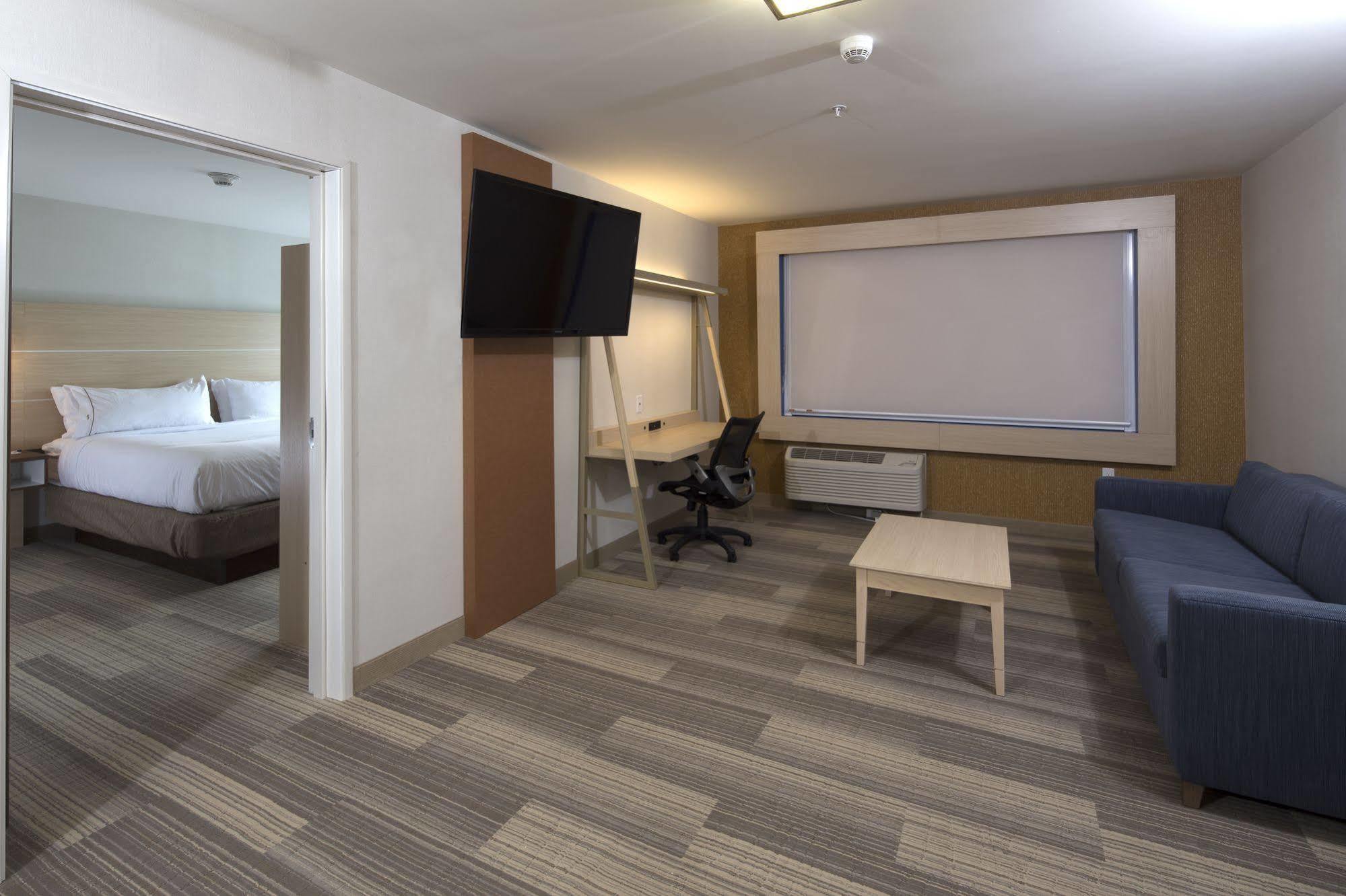 Holiday Inn Express & Suites - Portage By Ihg Exteriör bild